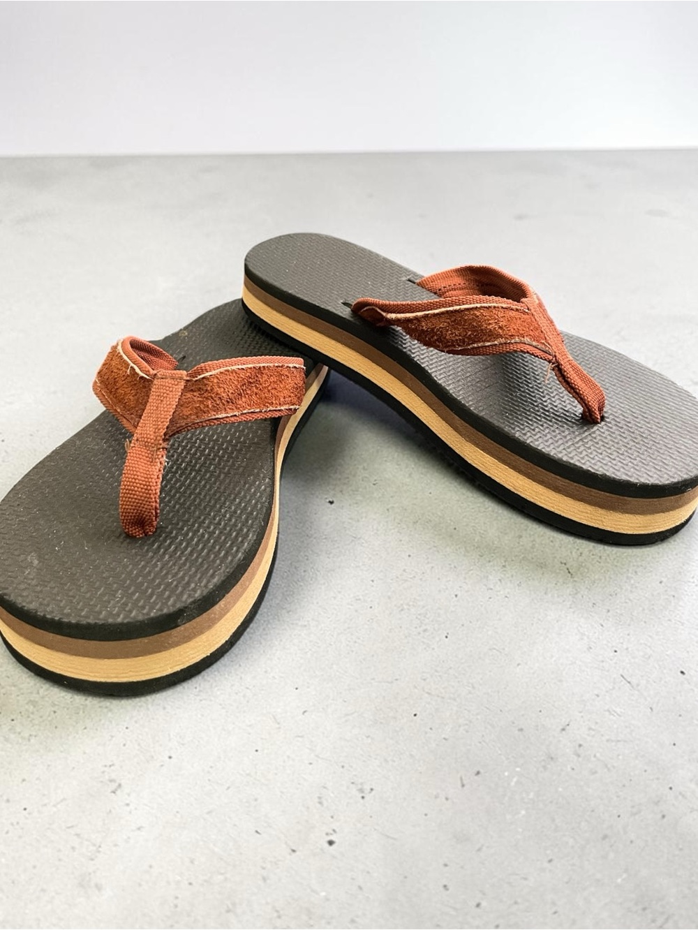 Vintage 1980s brown flip-flops